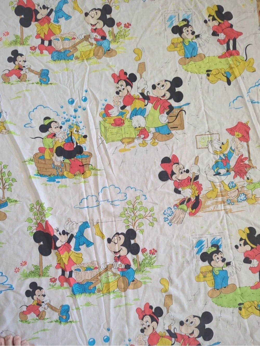 Vintage DISNEY MICKEY & Friends Chores FULL Cottom Flat Sheet Fabric 64x90